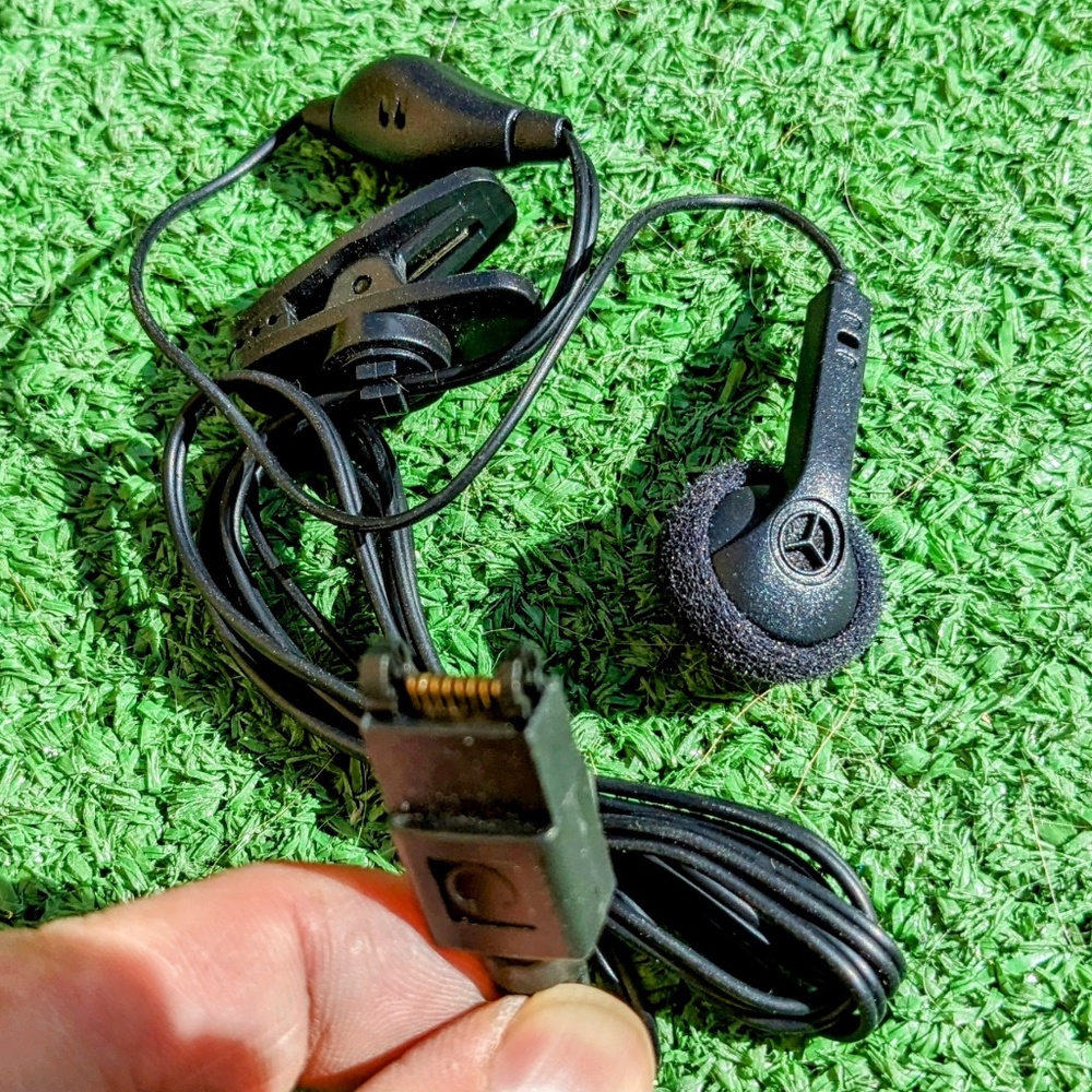 Sony Ericsson Hands Free Earbud Microphone Headpiece fits-T68 T61 T28 R300 New